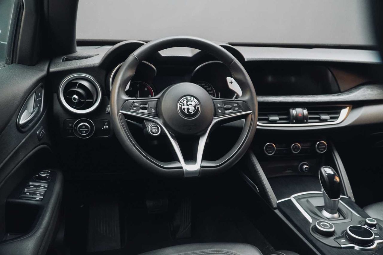 Alfa Romeo Stelvio 2.2 Diésel 154kW (210CV) Executive Q4  - Foto 13