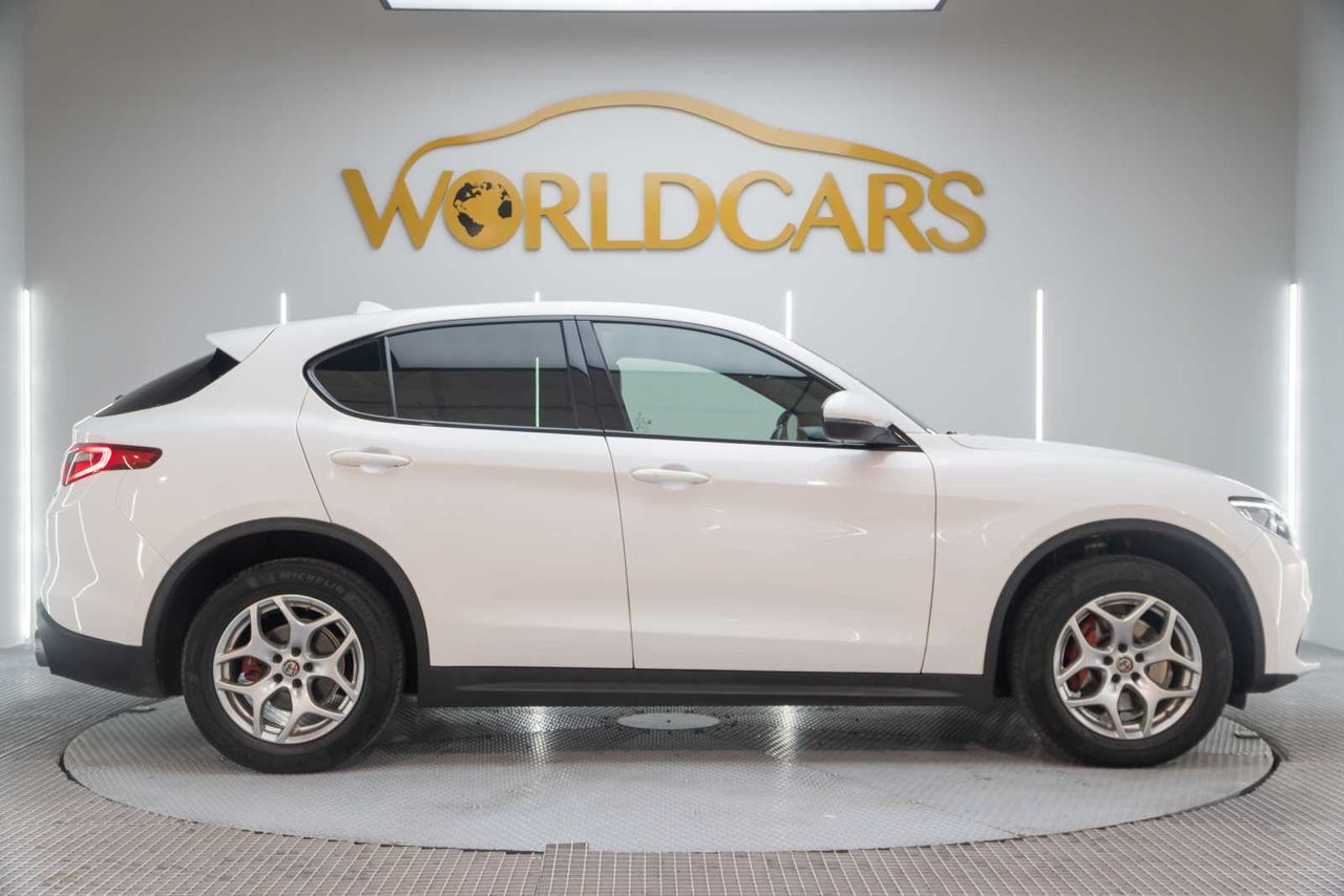Alfa Romeo Stelvio 2.2 Diésel 154kW (210CV) Executive Q4  - Foto 5
