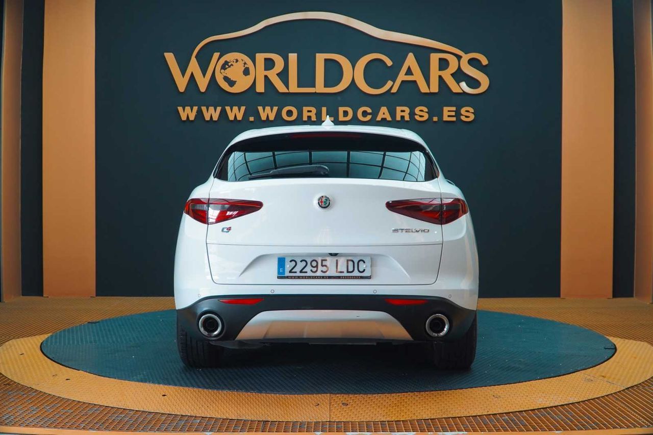 Alfa Romeo Stelvio 2.2 Diésel 154kW (210CV) Executive Q4  - Foto 7