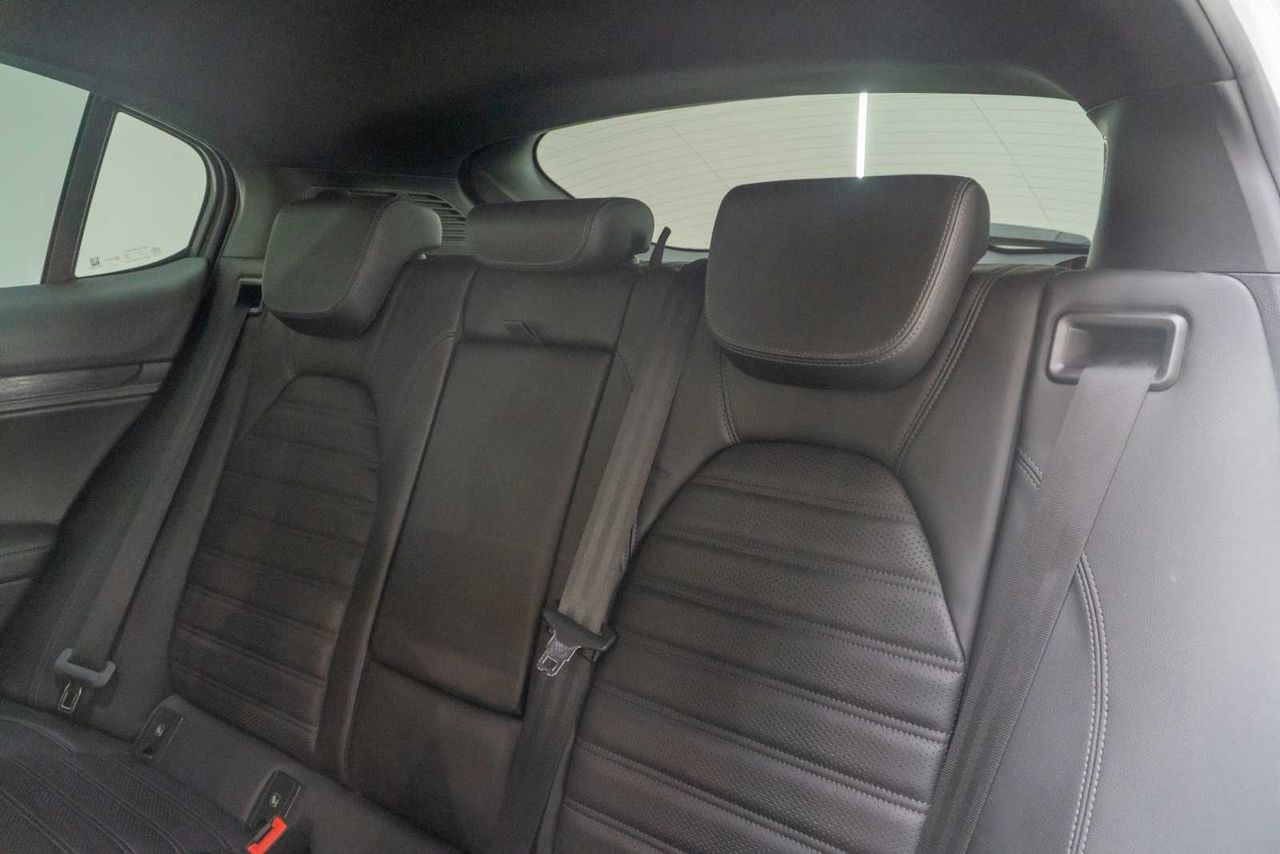 Alfa Romeo Stelvio 2.2 Diésel 154kW (210CV) Executive Q4  - Foto 22