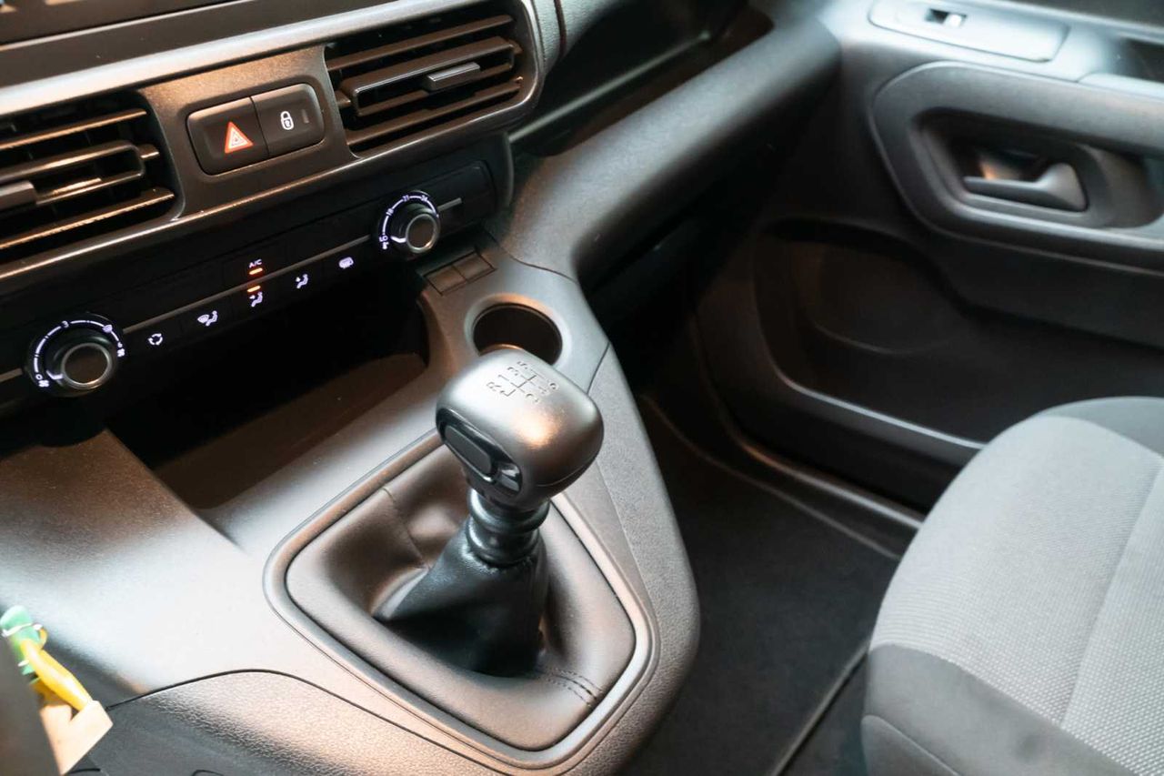 Peugeot Partner  standard 600kg bluehdi 73kw  - Foto 18