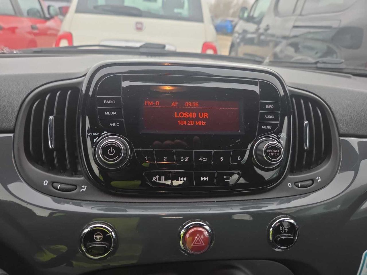 Fiat 500 Cult 1.0 Hybrid 51KW (70 CV) - Foto 4