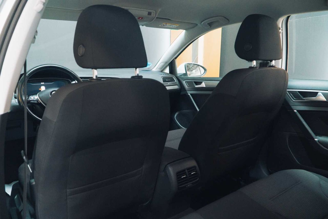 Volkswagen Golf e-Golf ePower 100 kW (136CV) - Foto 20