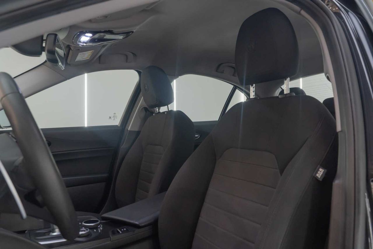 Alfa Romeo Giulia 2.0 Gasolina 147kW (200CV) Giulia AT - Foto 20