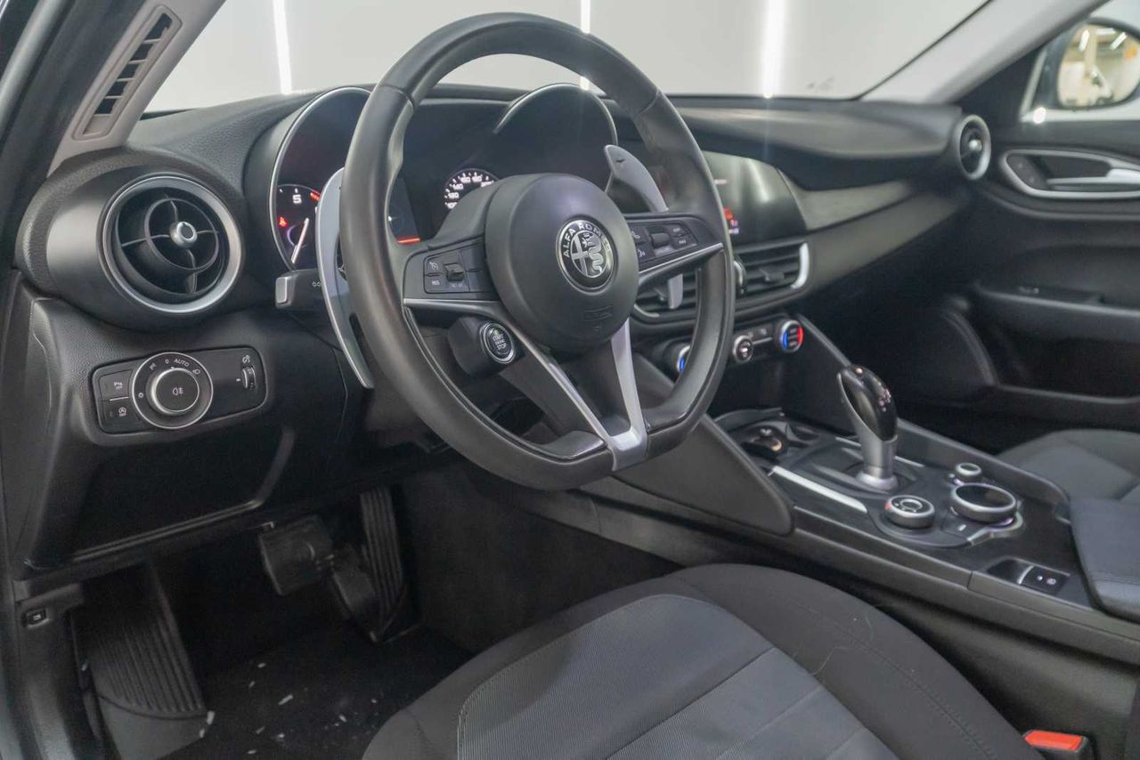 Alfa Romeo Giulia 2.0 Gasolina 147kW (200CV) Giulia AT - Foto 16