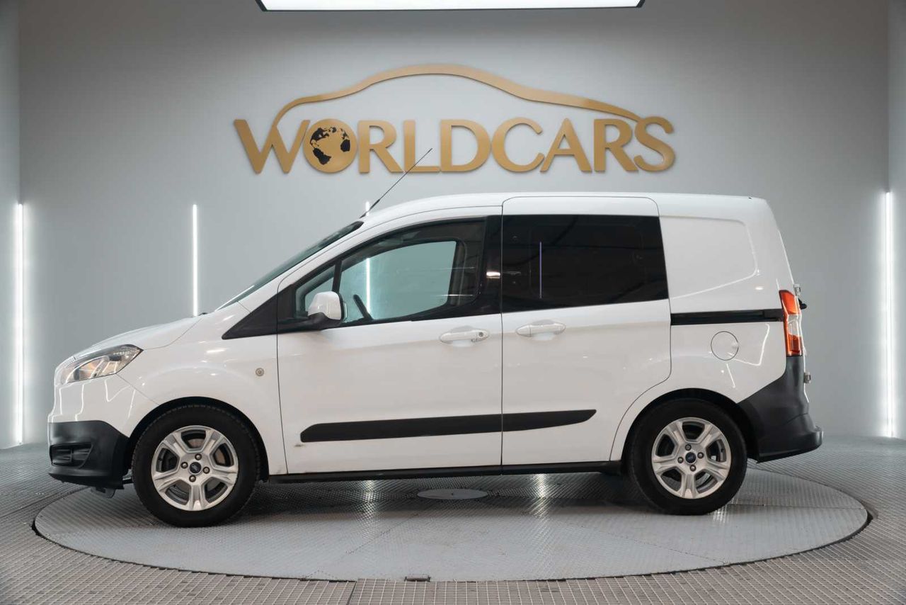 Ford Transit Courier    74kw  - Foto 10