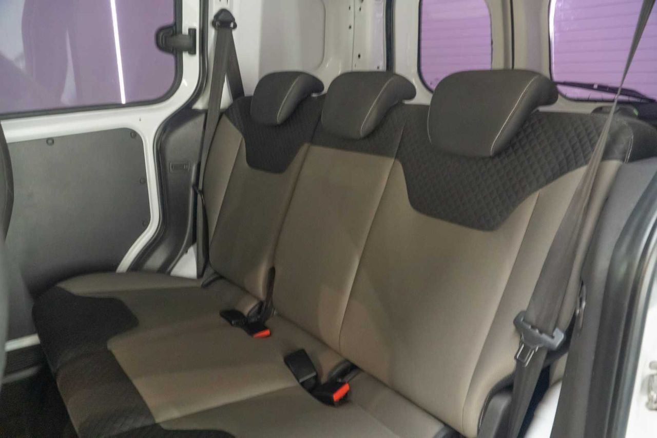 Ford Transit Courier    74kw  - Foto 19