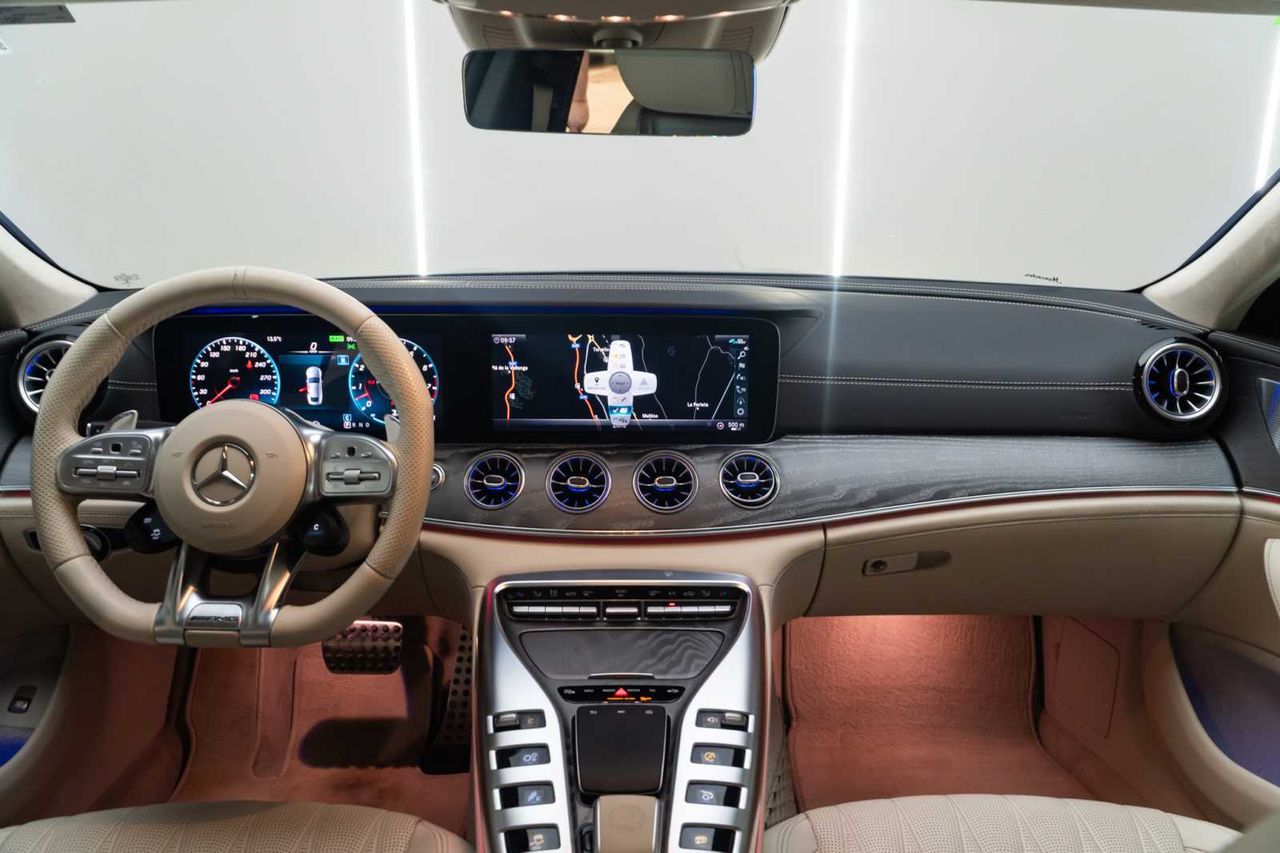 Mercedes AMG-GT  coupe 43 4matic+ - Foto 20