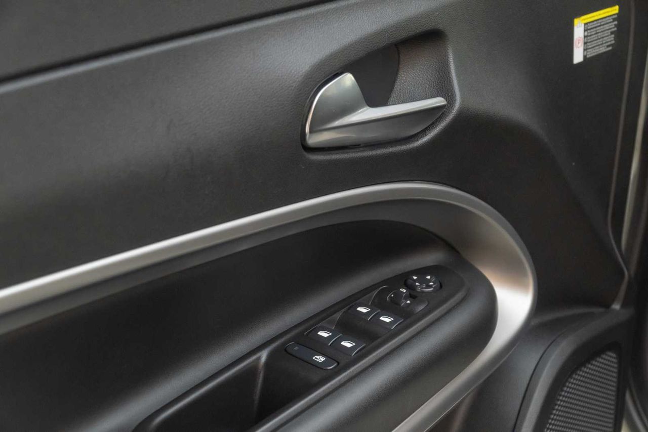 Jeep Avenger je  1.2 turbo 100cv - Foto 24