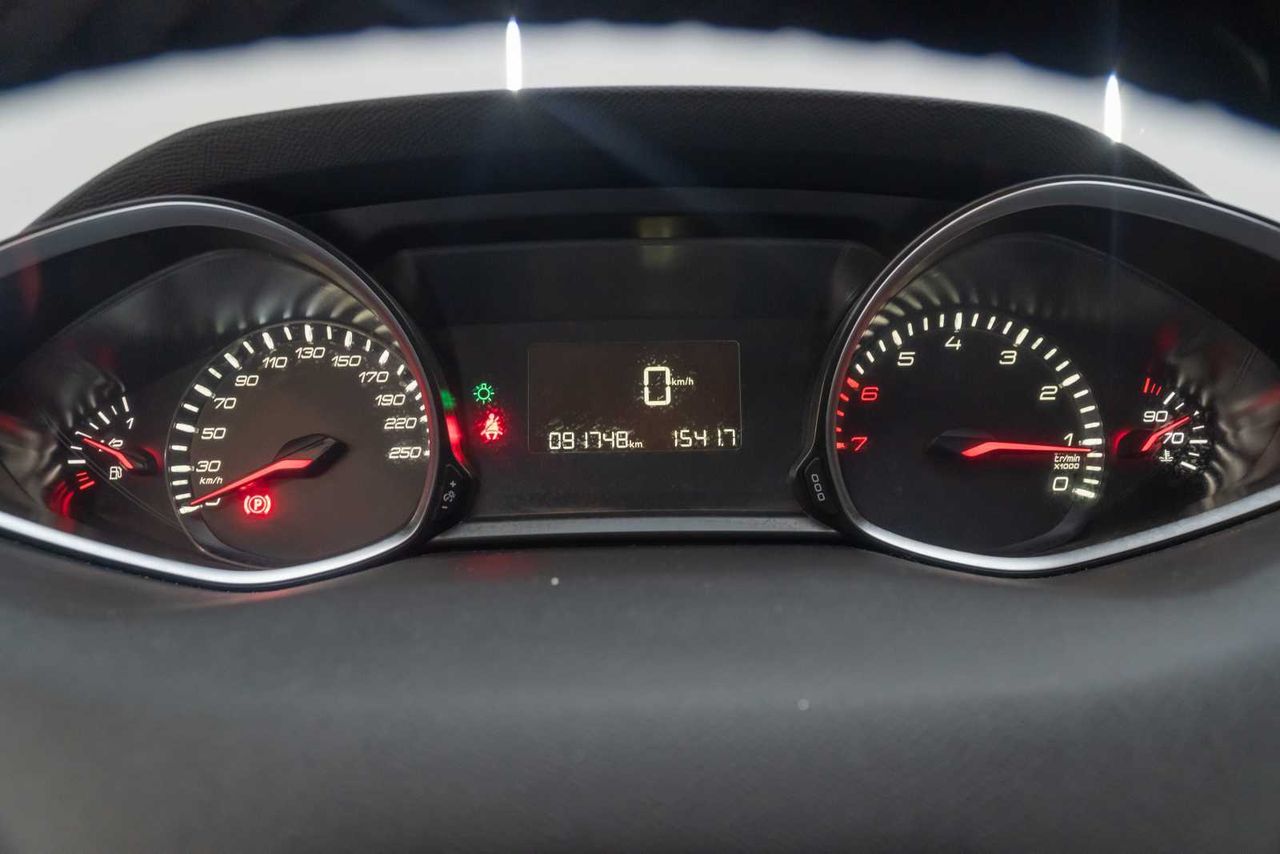 Peugeot 308 5p Style 1.2 PureTech 110 S&S - Foto 13