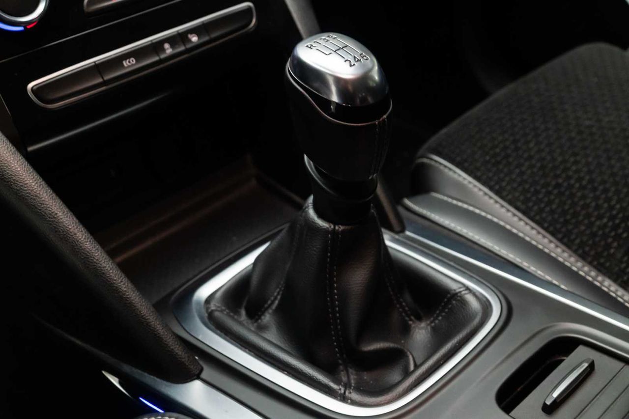 Renault Megane Zen Tce GPF 103 kW (140CV) - Foto 19