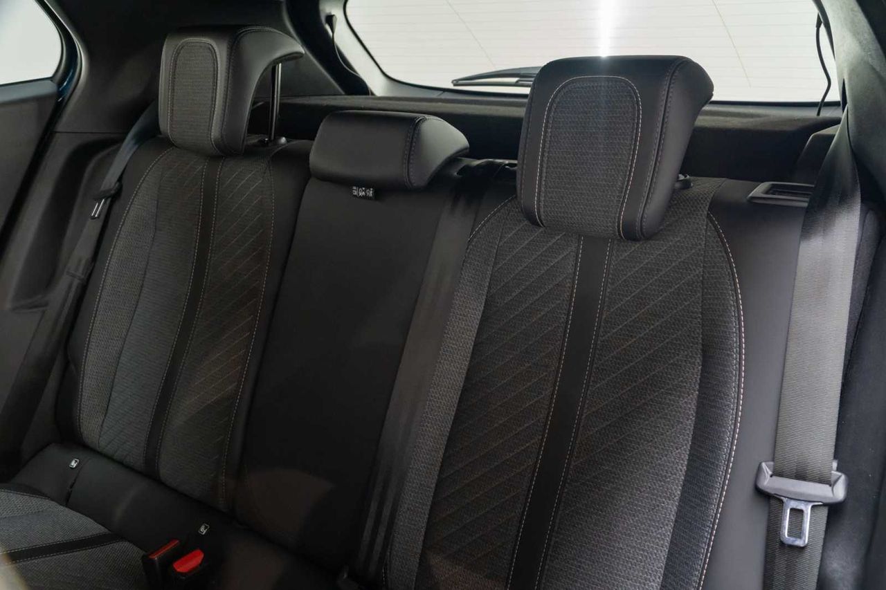 Peugeot 2008 Allure Gasolina 100 S&S 6 Vel. MAN - Foto 24