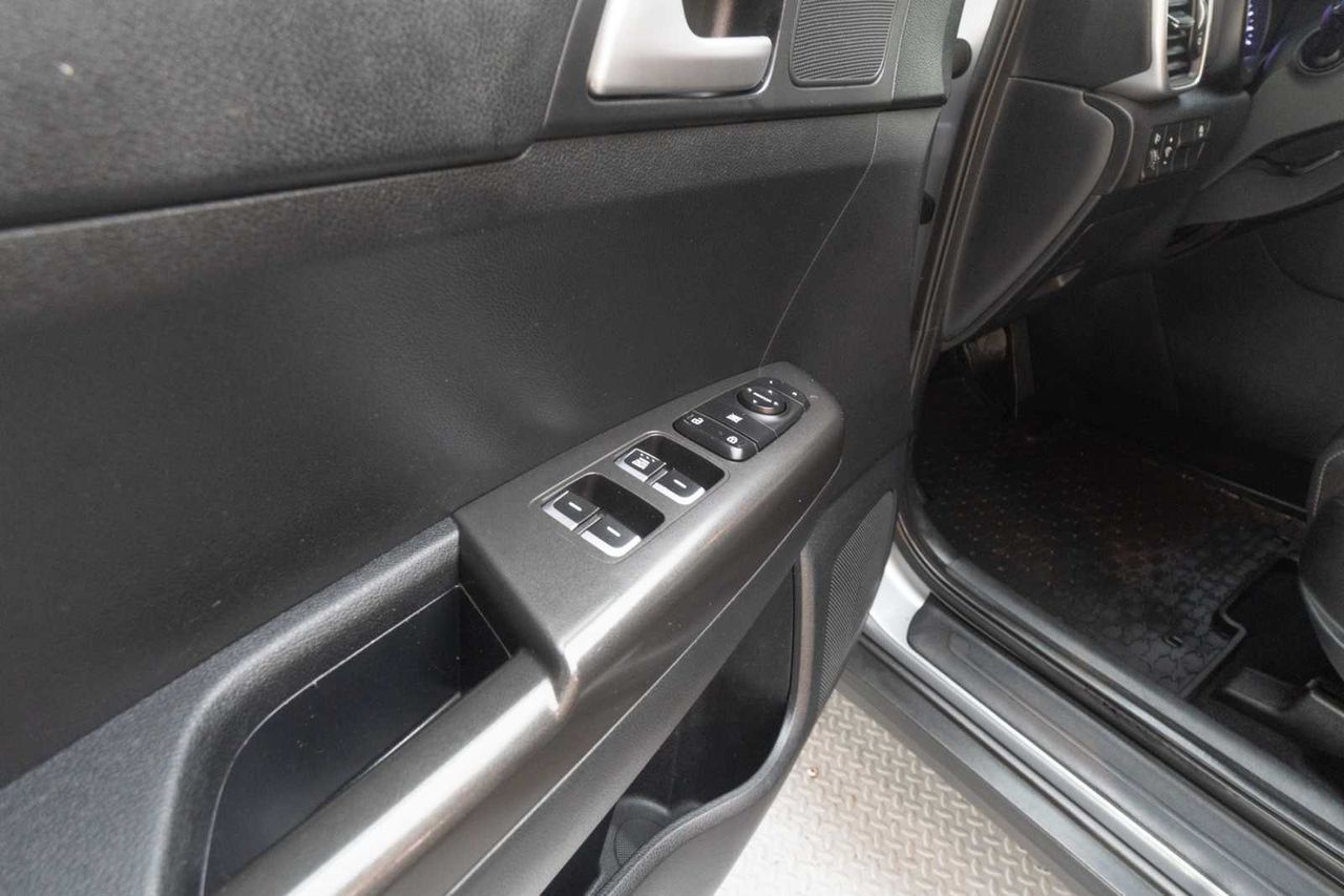 Kia Sportage 1.6 CRDi 100kW (136CV) Business DCT 4x2  - Foto 23