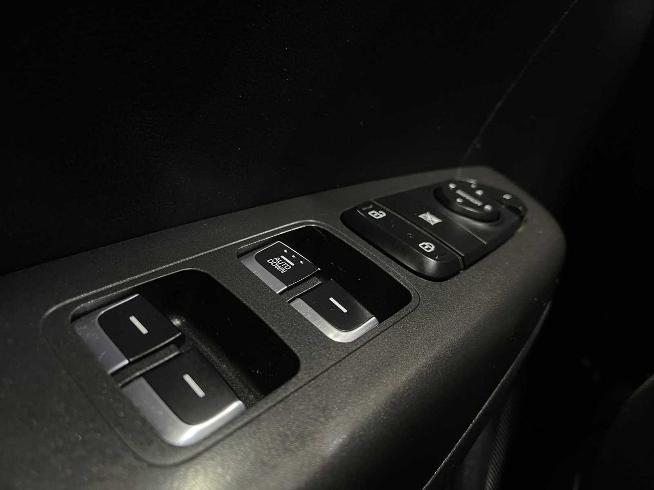 Kia Sportage 1.6 CRDi 100kW (136CV) Business DCT 4x2  - Foto 12