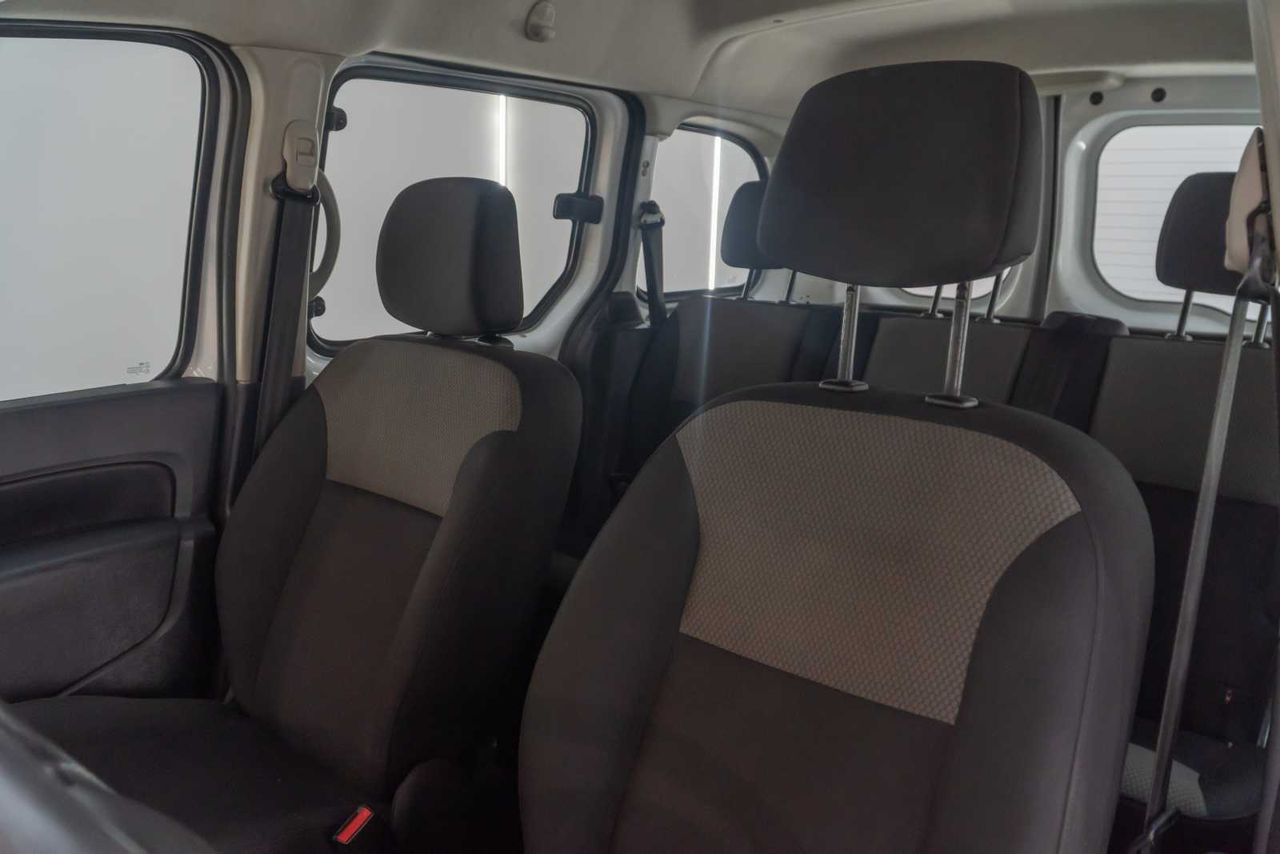 Renault Kangoo Combi profesional 1.5 dci 95cv mt6 e6dt  - Foto 17