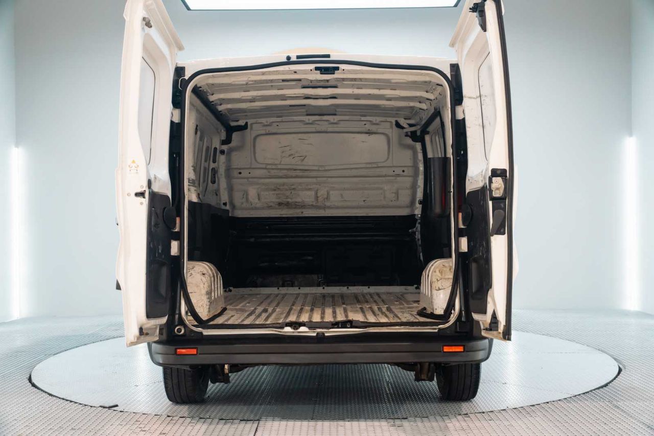 Nissan Primastar 2.0dci 96kw (130cv) l1h1 1t  - Foto 8