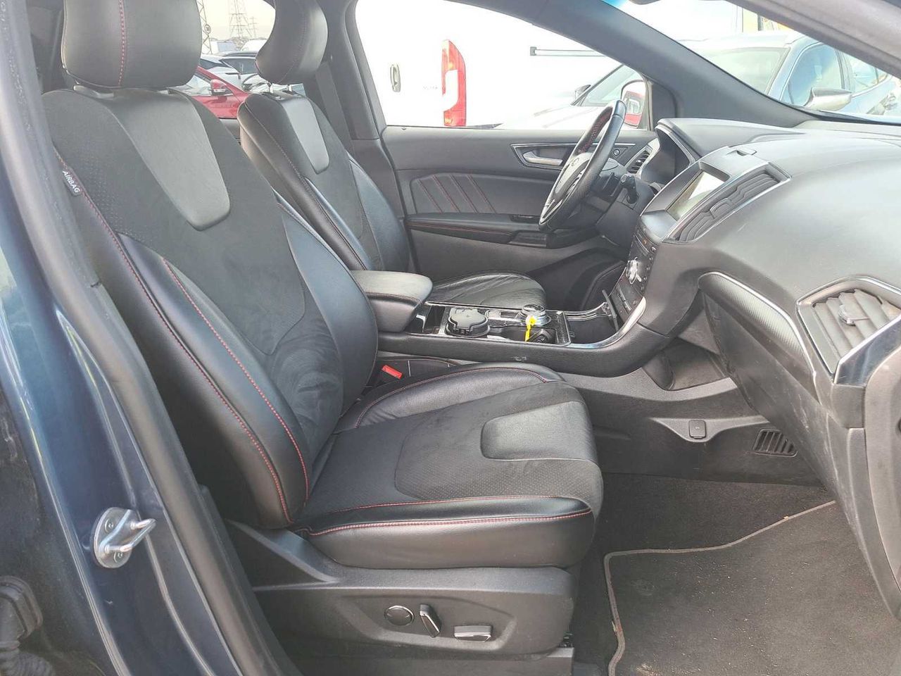 Ford Edge 2.0 TDCI 177kW ST-Line 4WD Pow  - Foto 7