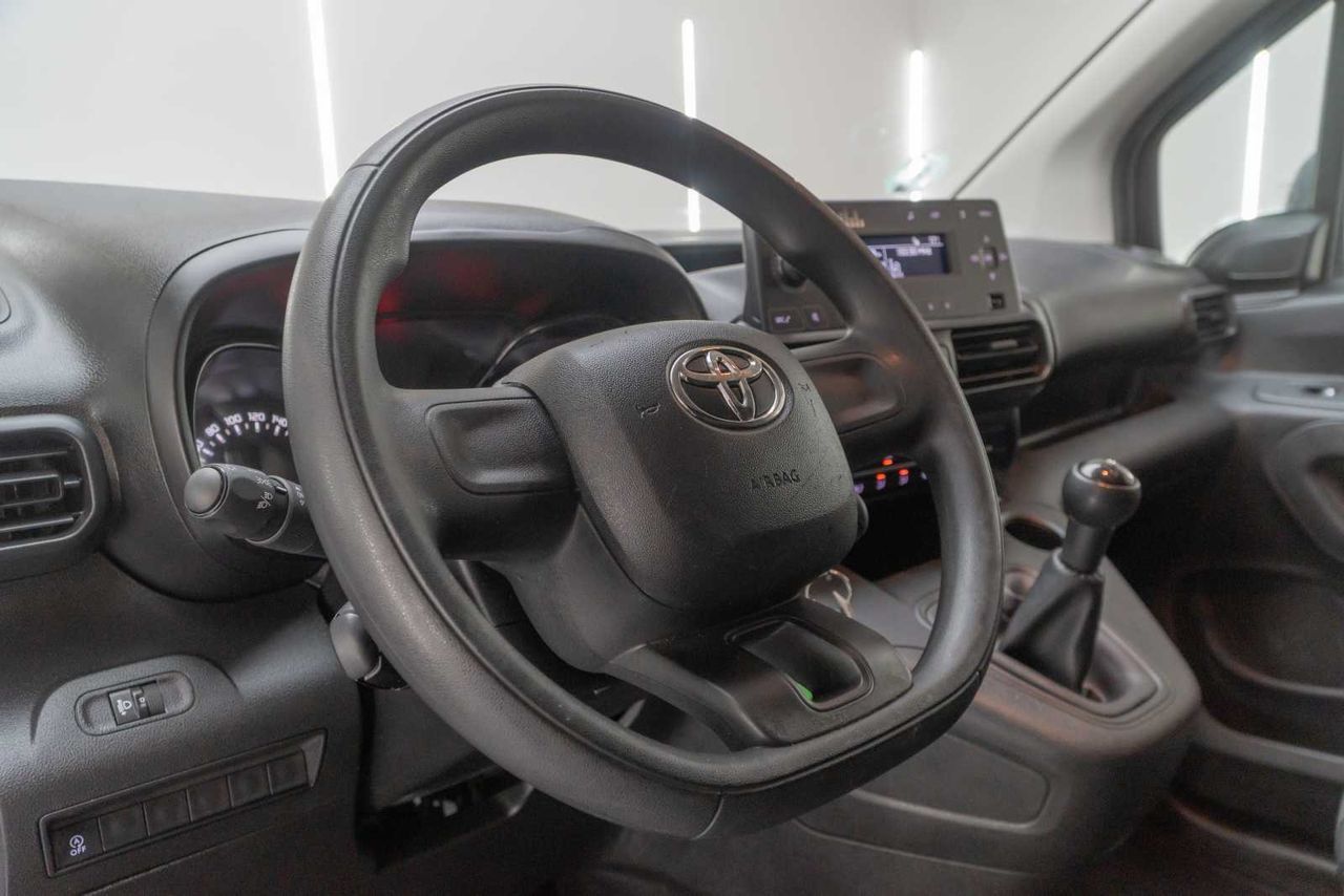 Toyota Proace City 1.5d 75kw (100cv) gx 650kg media (ac)  - Foto 13