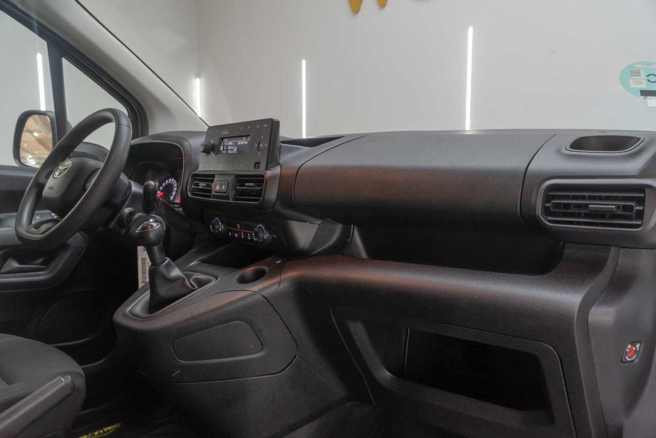 Toyota Proace City 1.5d 75kw (100cv) gx 650kg media (ac)  - Foto 20
