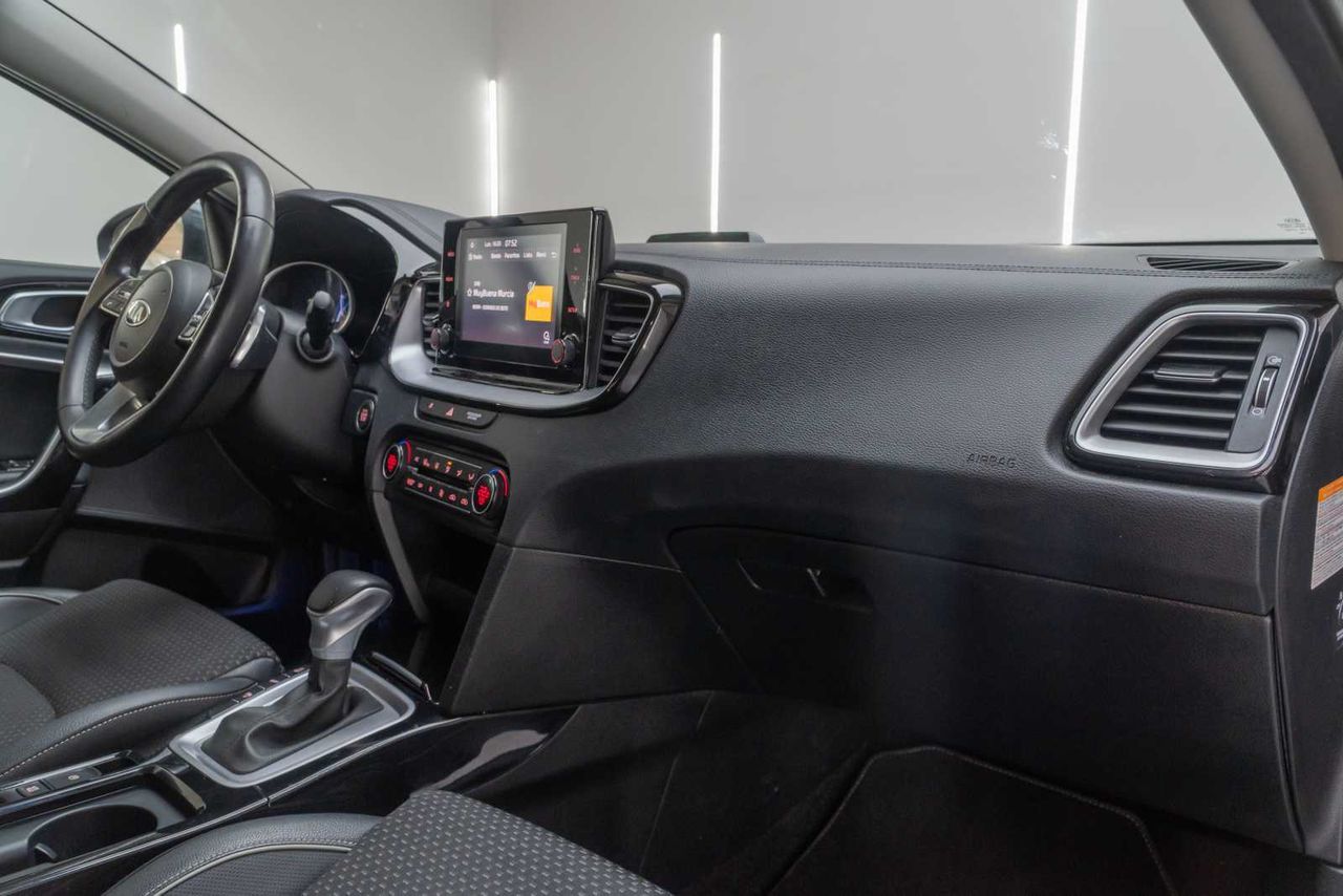 Kia XCeed 1.6 GDi PHEV 104kW (141CV) eDrive - Foto 24