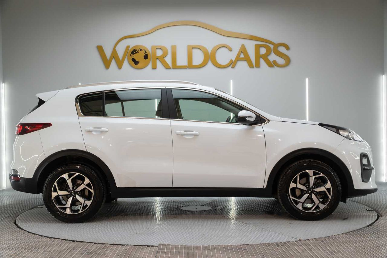 Kia Sportage 1.6 MHEV Business 100kW (136CV) 4x2  - Foto 5