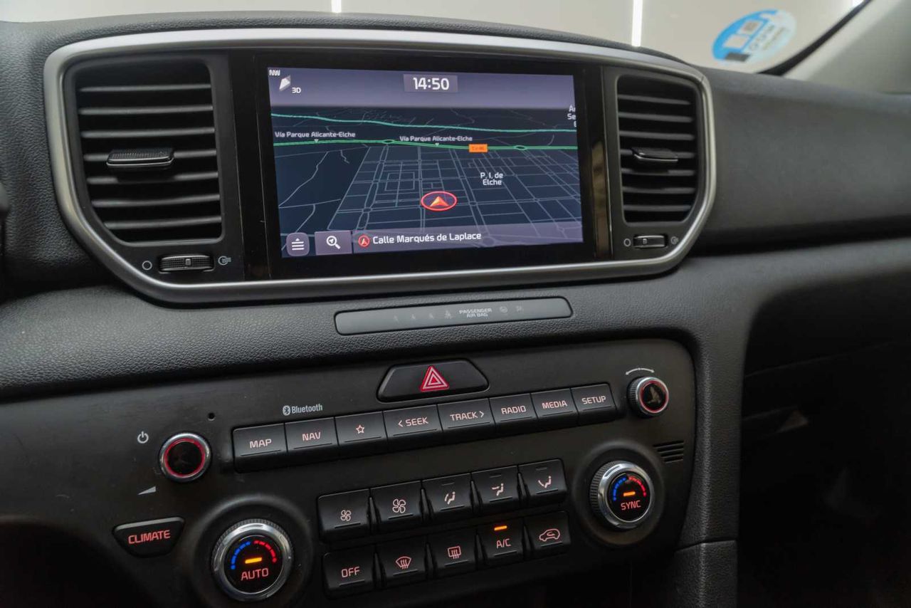 Kia Sportage 1.6 MHEV Business 100kW (136CV) 4x2  - Foto 13