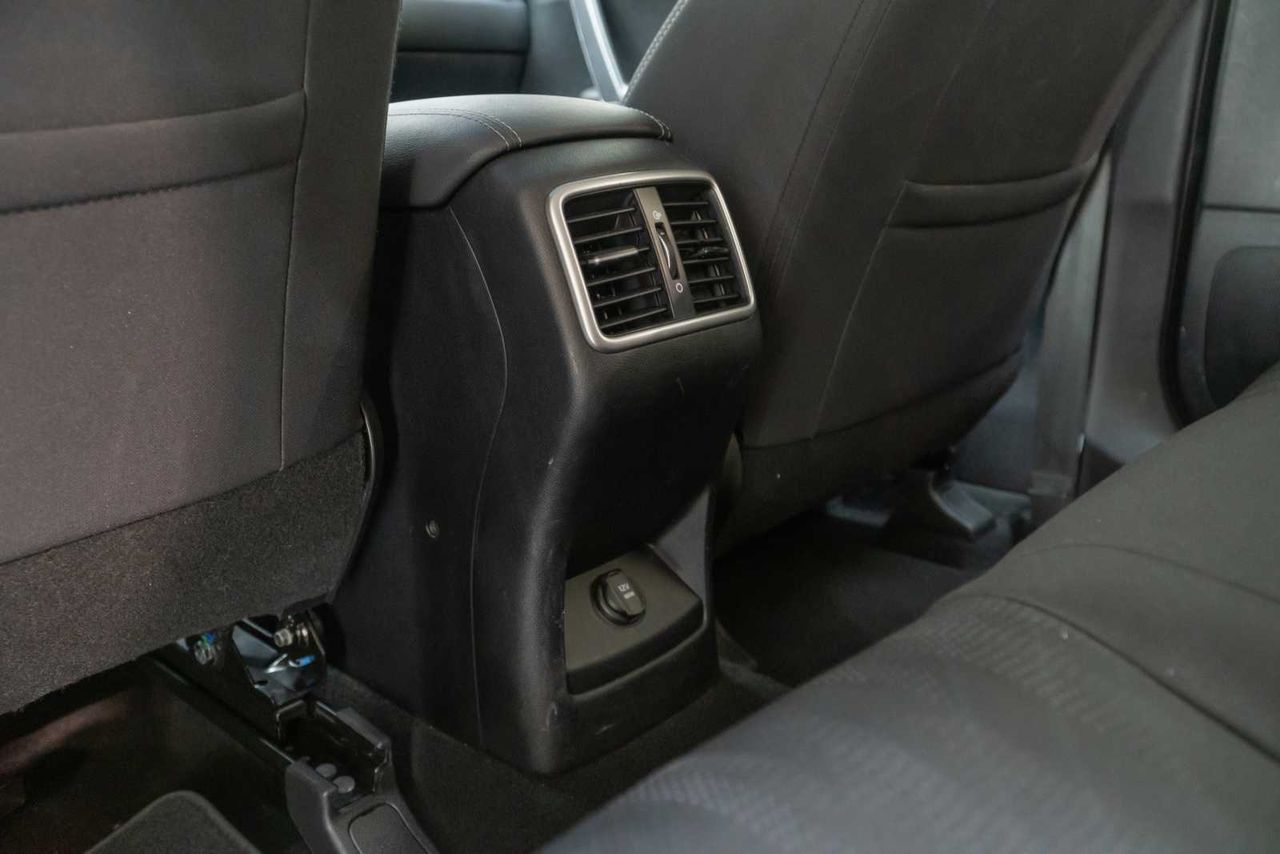 Kia Sportage 1.6 MHEV Business 100kW (136CV) 4x2  - Foto 20