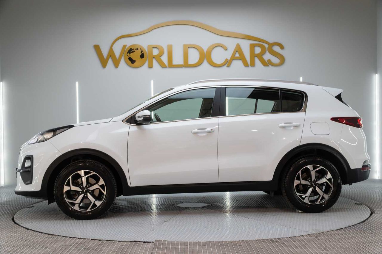 Kia Sportage 1.6 MHEV Business 100kW (136CV) 4x2  - Foto 9