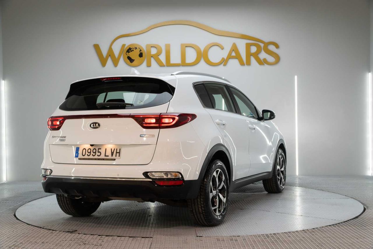 Kia Sportage 1.6 MHEV Business 100kW (136CV) 4x2  - Foto 6