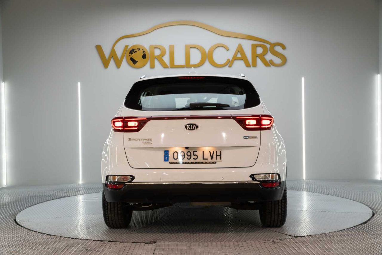 Kia Sportage 1.6 MHEV Business 100kW (136CV) 4x2  - Foto 7