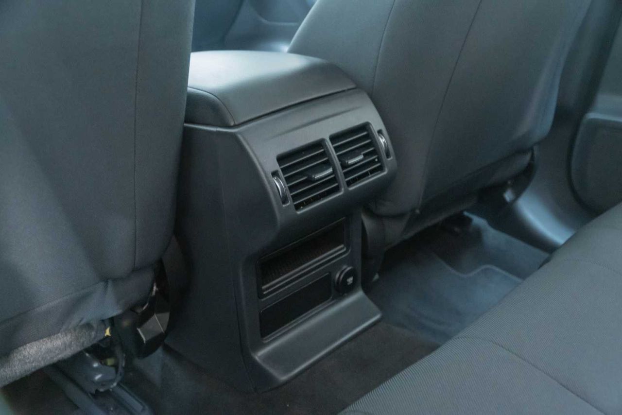 Jaguar F-Pace 2.0L i4D 132kW Pure Auto  - Foto 20