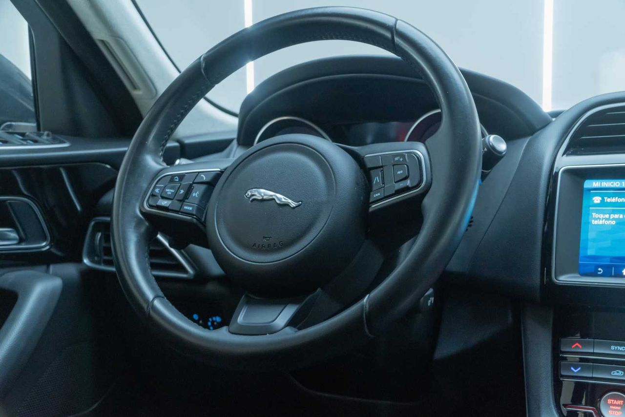 Jaguar F-Pace 2.0L i4D 132kW Pure Auto  - Foto 22