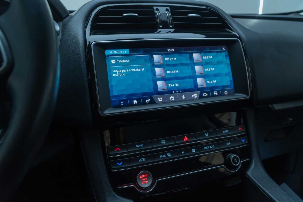 Jaguar F-Pace 2.0L i4D 132kW Pure Auto  - Foto 14