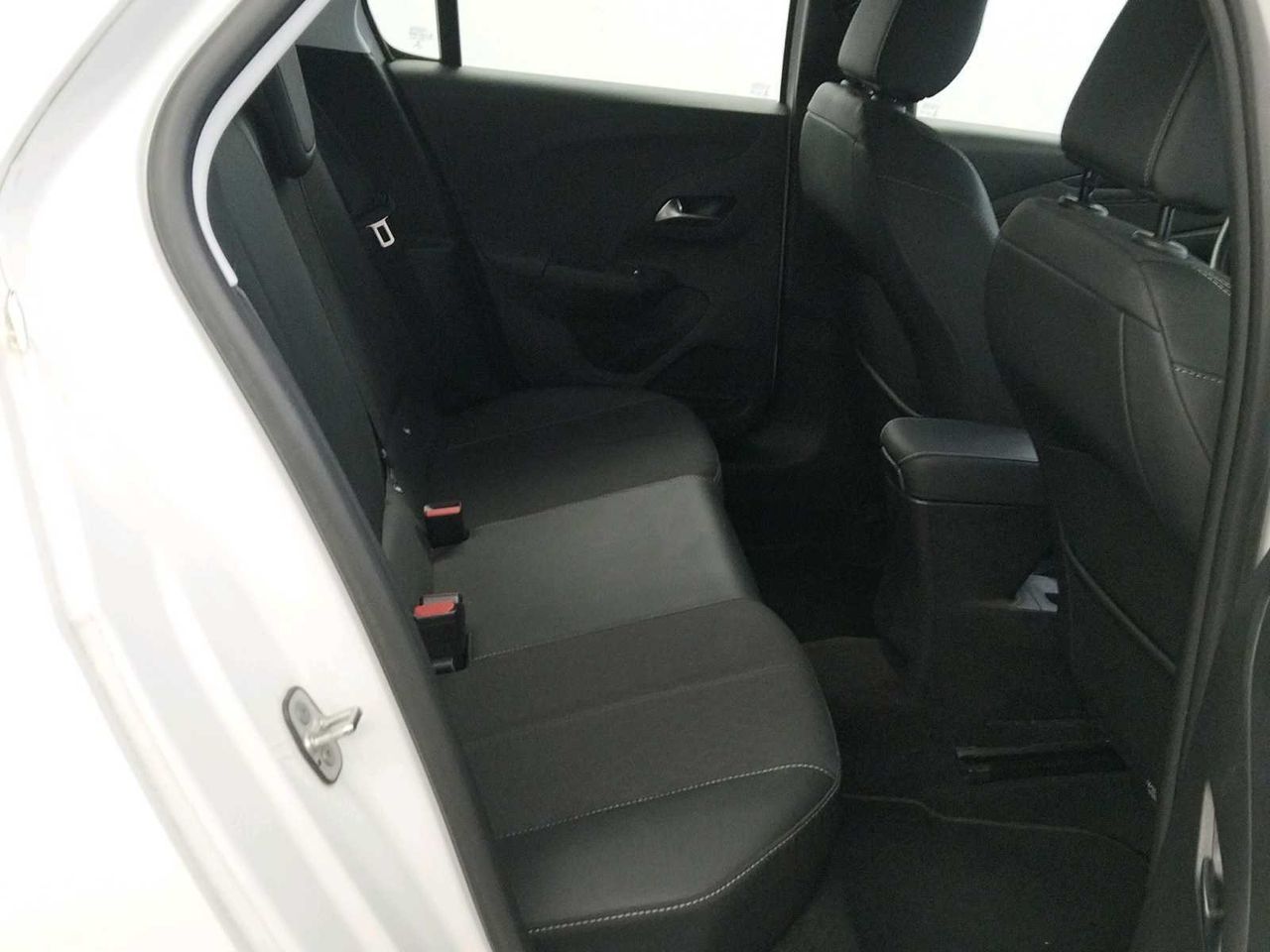 Opel Corsa 1.2T XHL 74kW (100CV) Elegance  - Foto 7