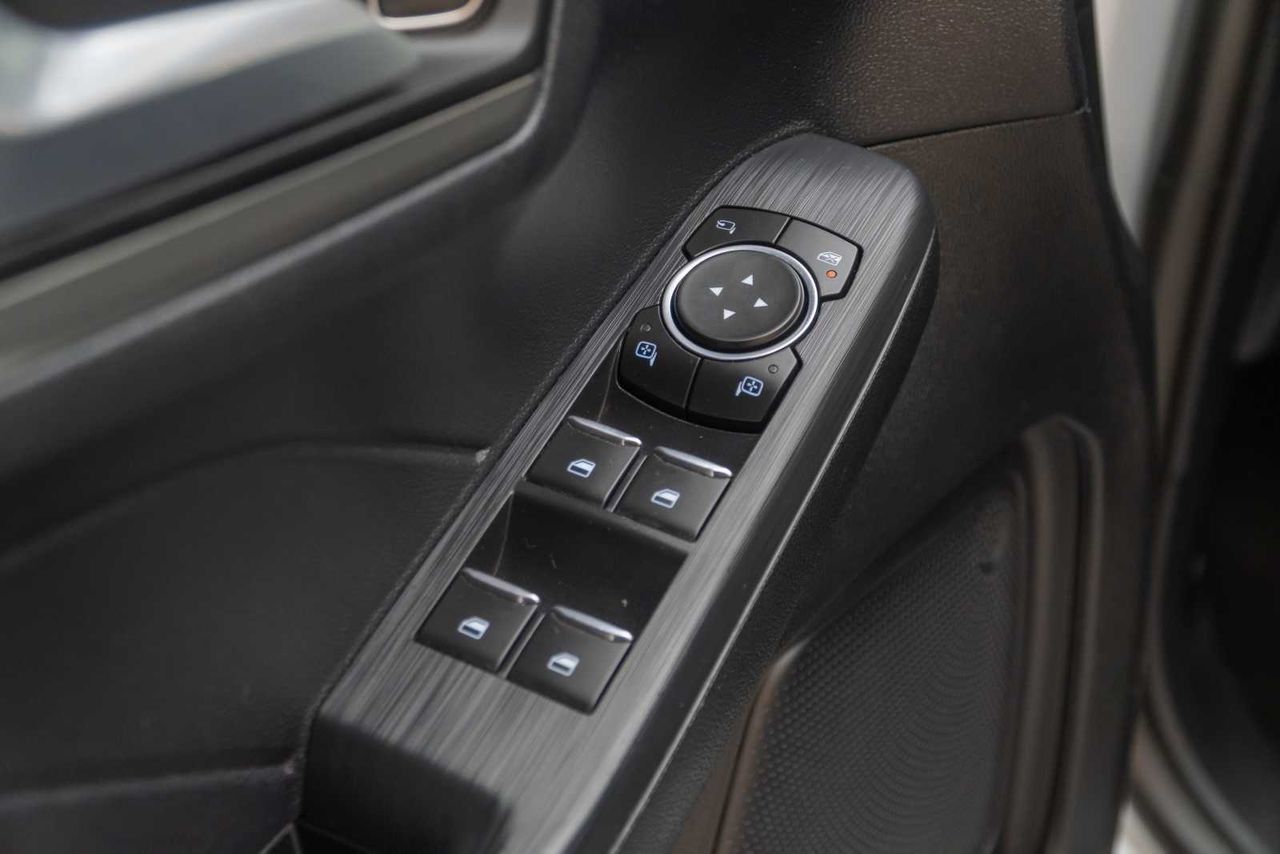 Ford Kuga Titanium 2.5 Duratec FHEV 140kW Auto  - Foto 16