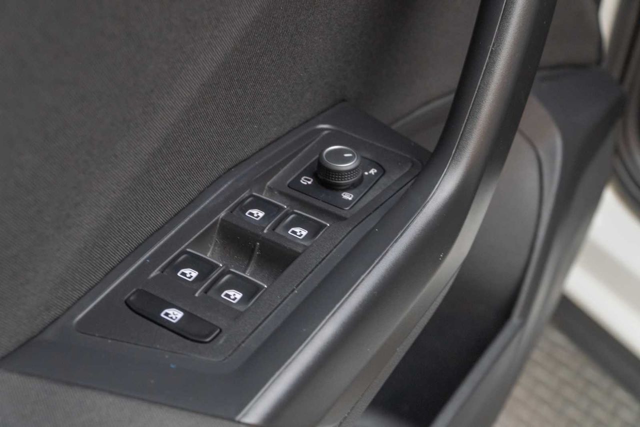 Volkswagen T-Roc Advance 1.0 TSI 81kW (110CV)  - Foto 16