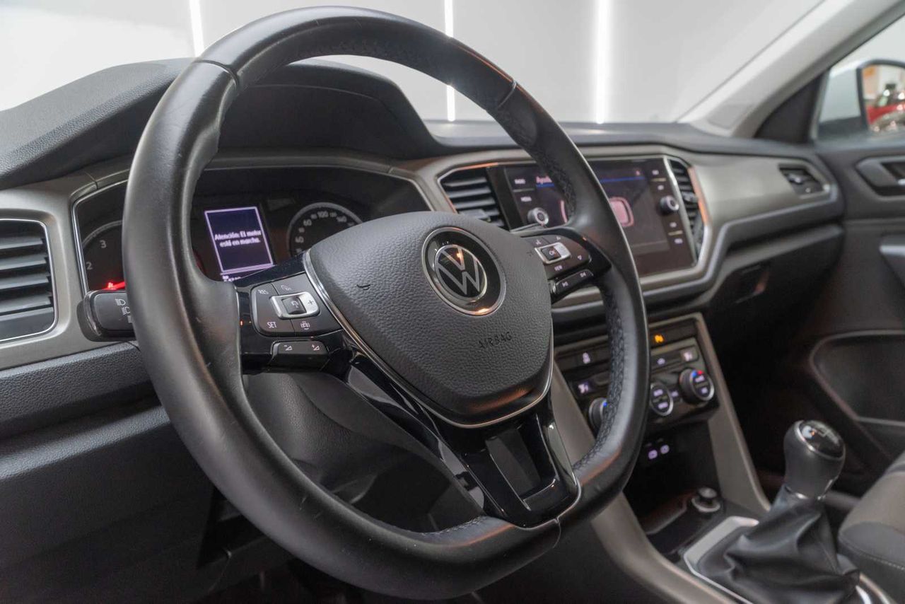 Volkswagen T-Roc Advance 1.0 TSI 81kW (110CV)  - Foto 12