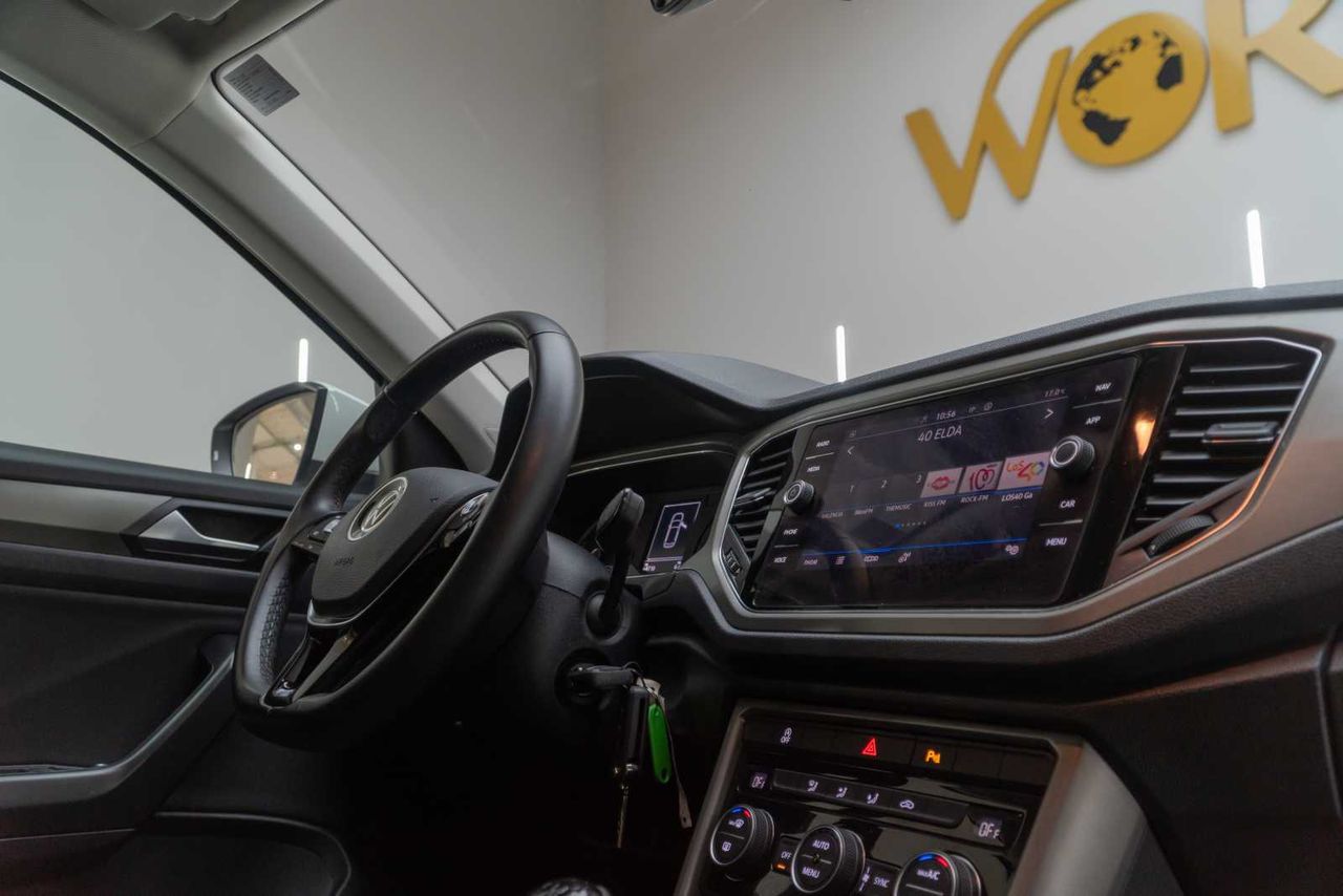 Volkswagen T-Roc Advance 1.0 TSI 81kW (110CV)  - Foto 23