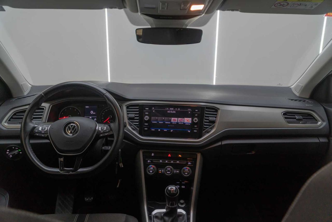 Volkswagen T-Roc Advance 1.0 TSI 81kW (110CV)  - Foto 22
