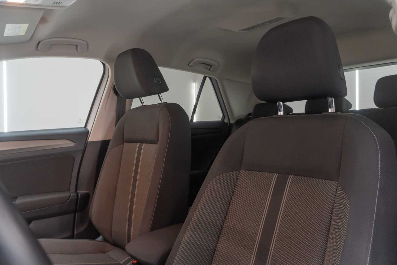 Volkswagen T-Roc Advance 1.0 TSI 81kW (110CV)  - Foto 19