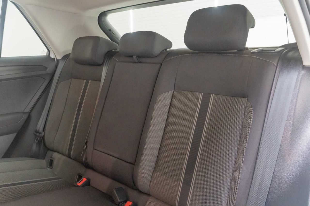 Volkswagen T-Roc Advance 1.0 TSI 81kW (110CV)  - Foto 20