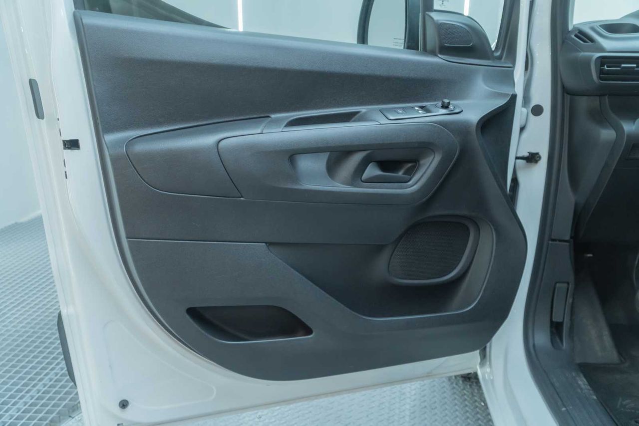 Citroën Berlingo talla m bluehdi 100 control  - Foto 17