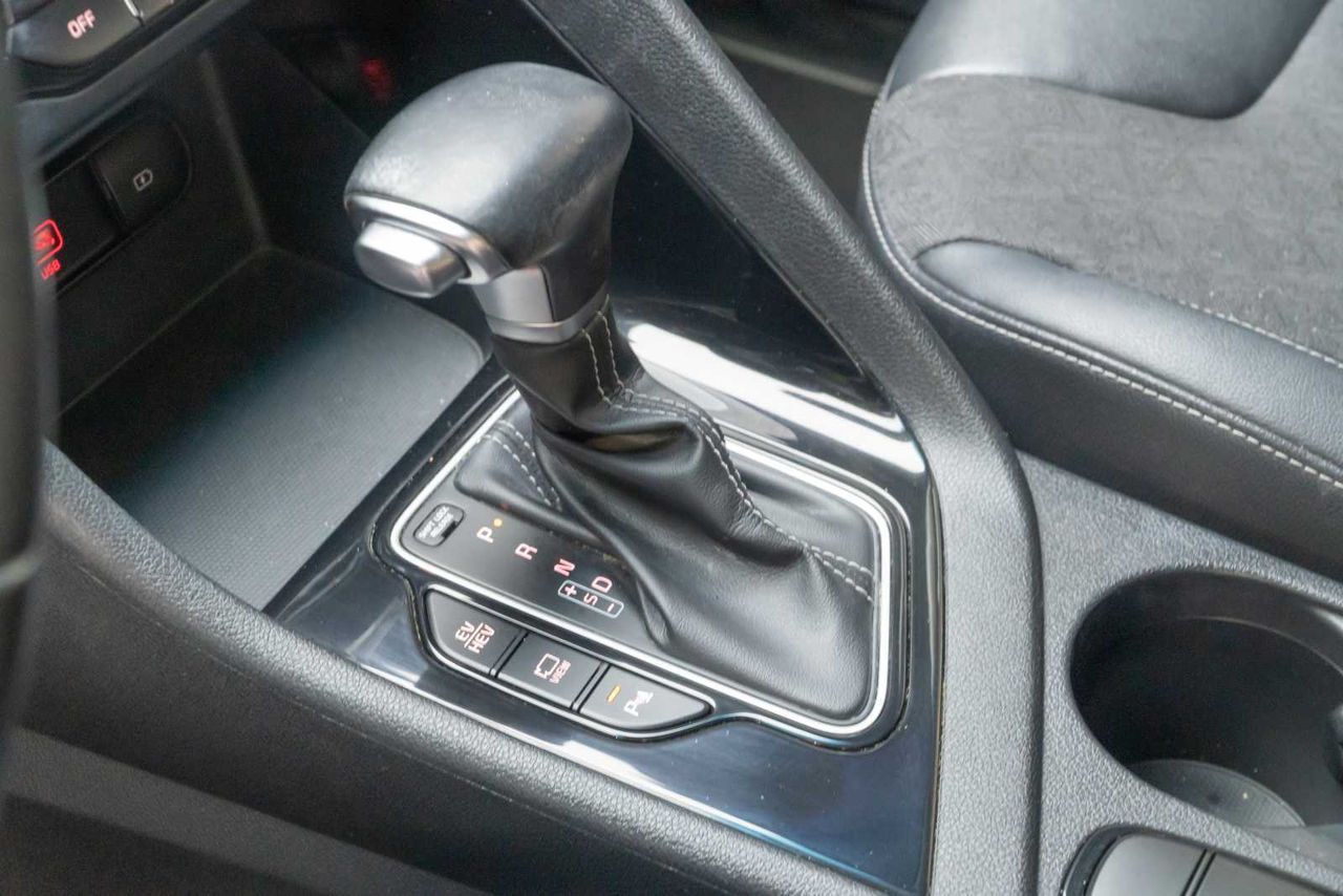 Kia Niro 1.6 GDi HEV 104kW (141CV) Drive  - Foto 17