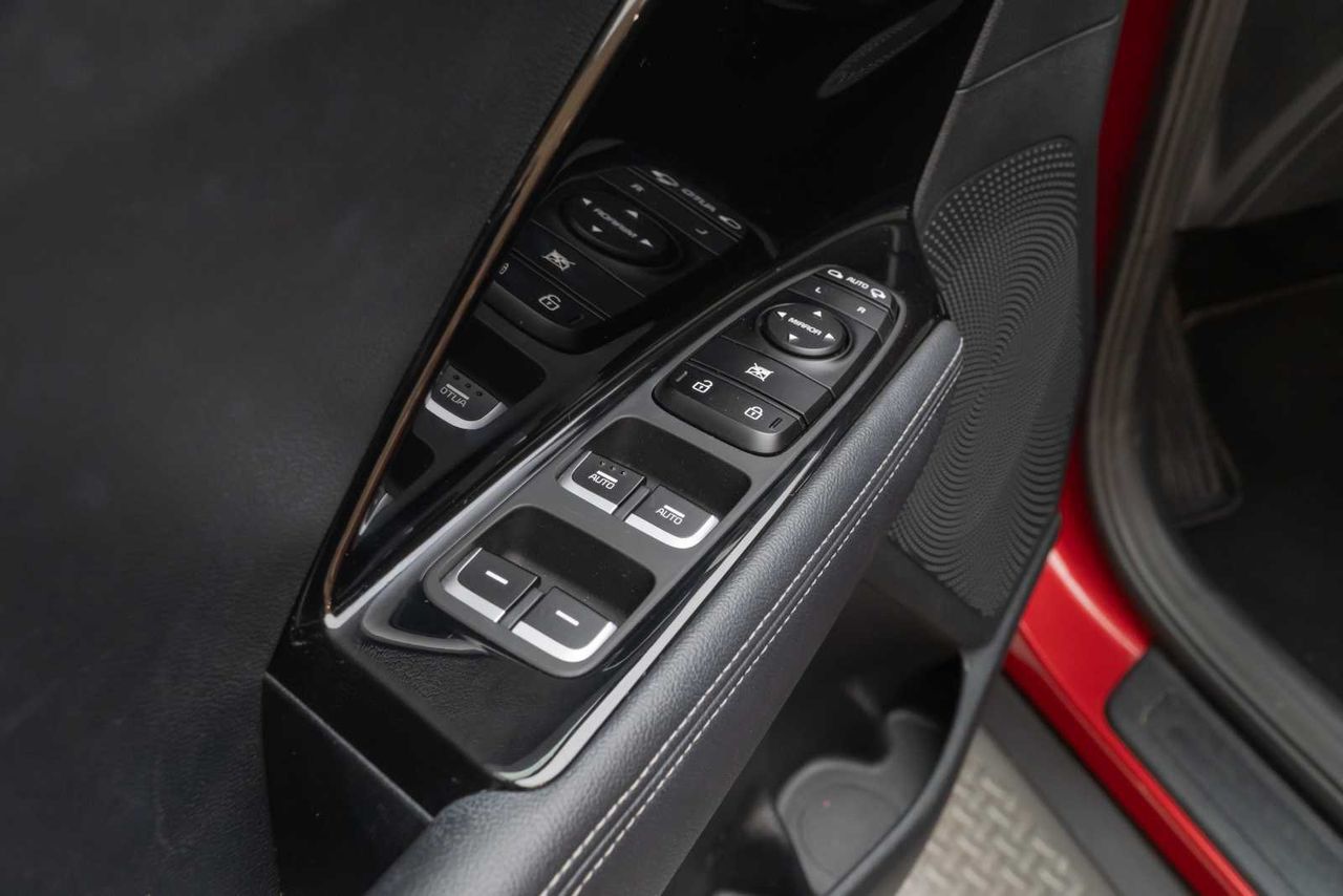 Kia Niro 1.6 GDi HEV 104kW (141CV) Drive  - Foto 18