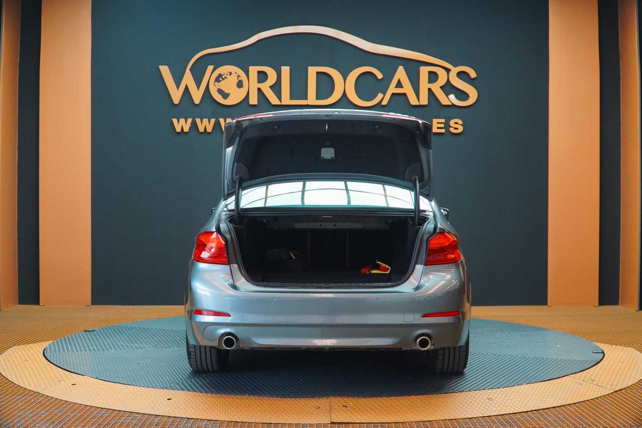 BMW Serie 5 530e iPerformance - Foto 9