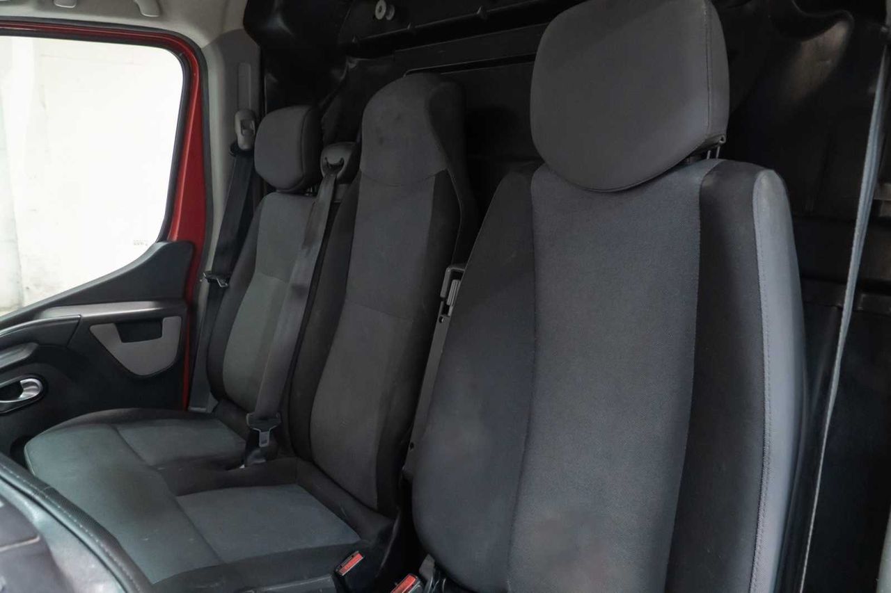 Renault Master furgón t l3h3 3500 e 125kw tt bvr  - Foto 17