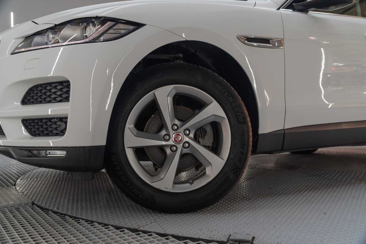 Jaguar F-Pace - Foto 25