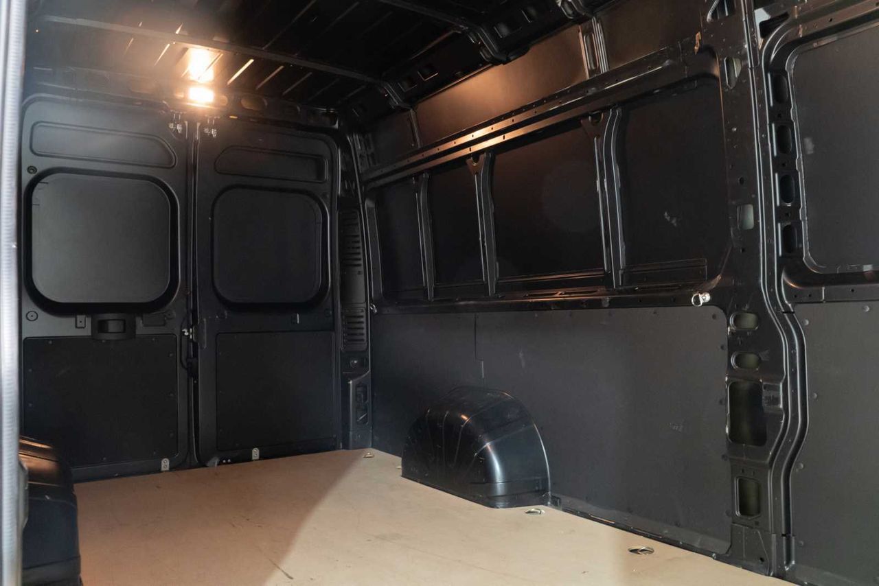 Peugeot Boxer  435 l4 h2 bhdi 121kw (165cv) s&s 6  - Foto 10