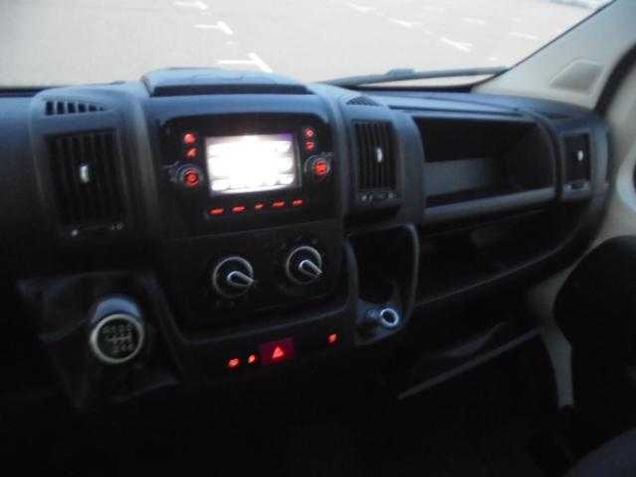 Peugeot Boxer  pack 335 l2 h2 bhdi 103kw (140cv)  - Foto 4