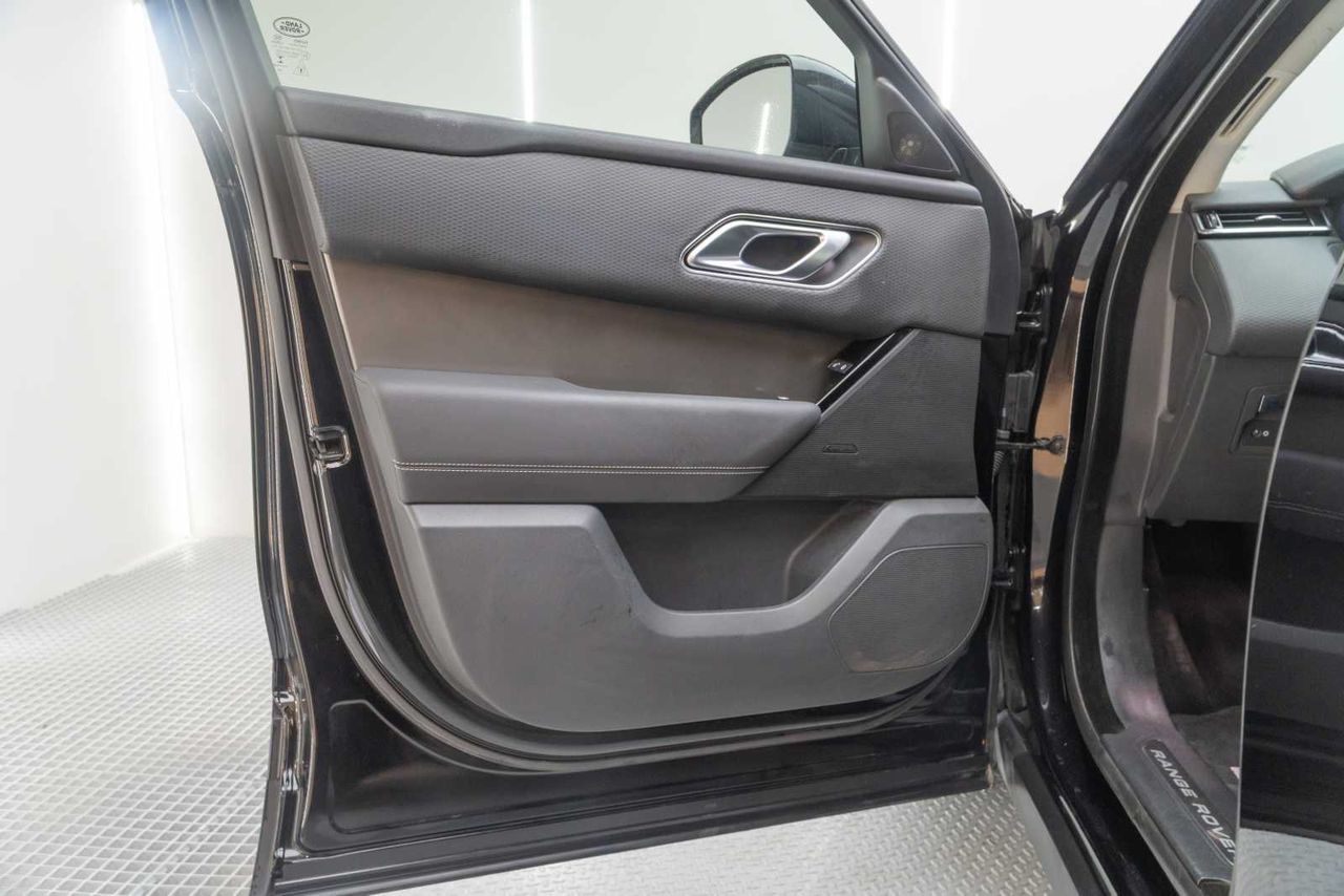 Land-Rover Range Rover Velar 2.0 D180 132kW (180CV) 4WD Auto  - Foto 17